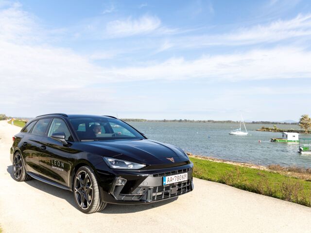 CUPRA GALANTA-6825