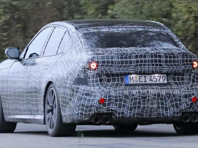 BMW 3 - 2025