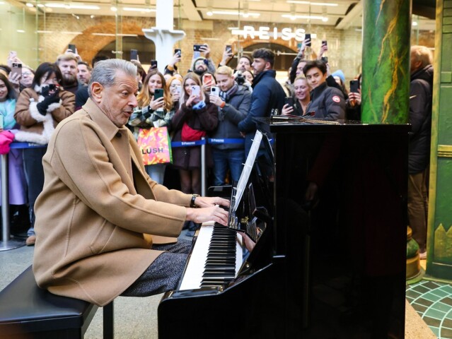 Jeff Goldblum