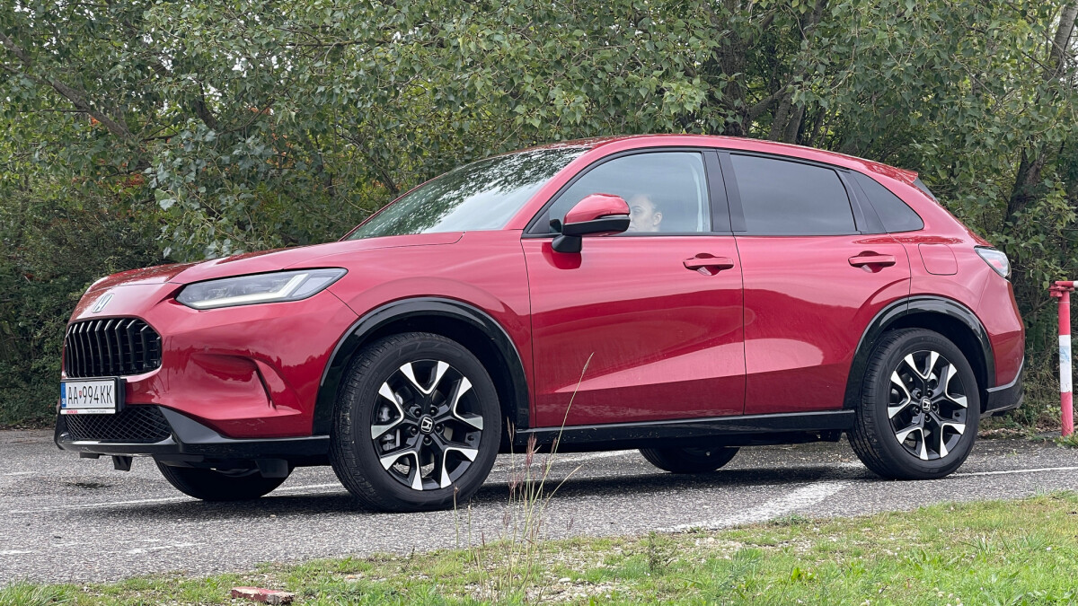 Honda ZR-V e:HEV (2024)