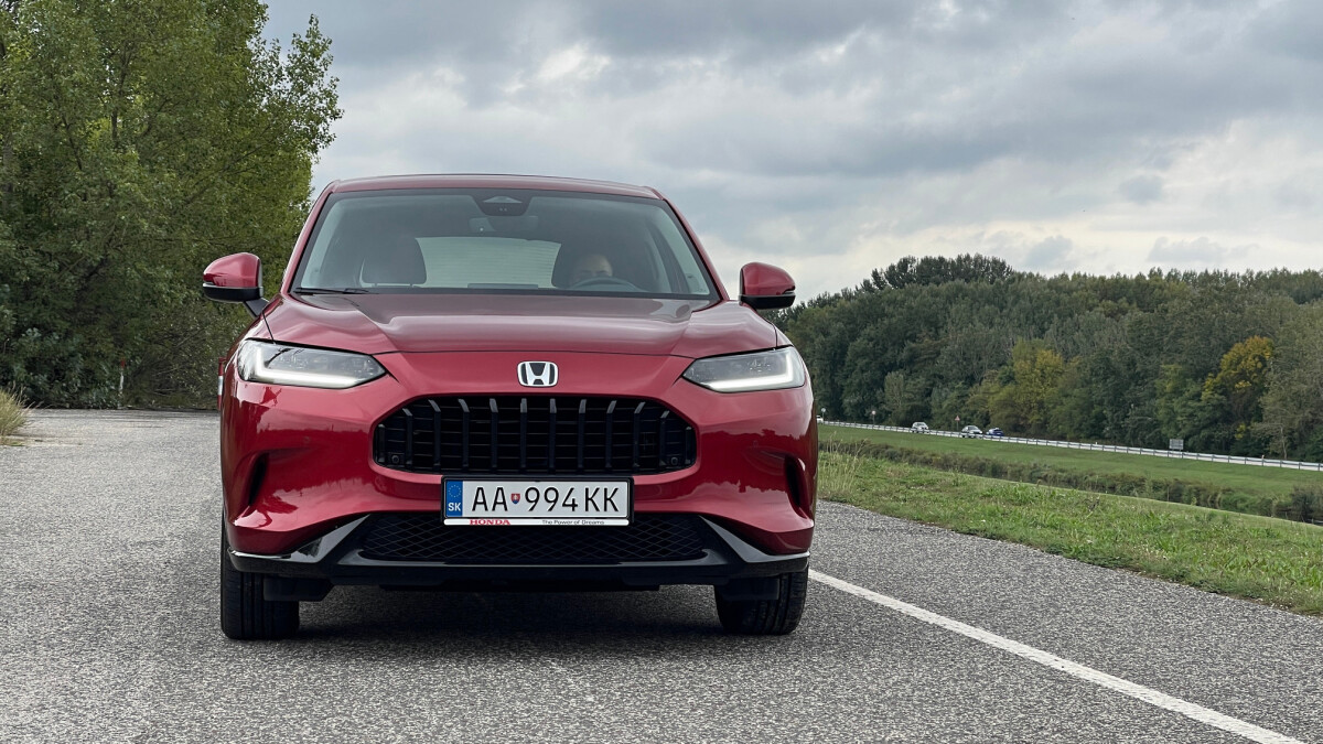 Honda ZR-V e:HEV (2024)