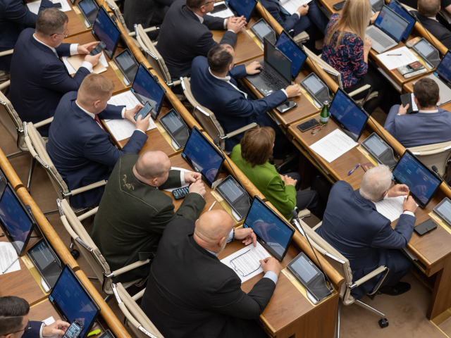 parlament, rokovanie, Rudolf Huliak,