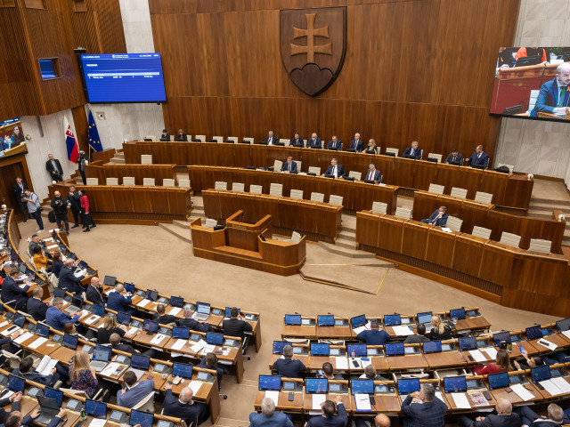 parlament, nrsr