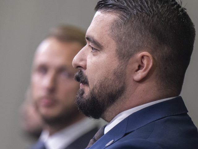 pavol gašpar, šutaj eštok