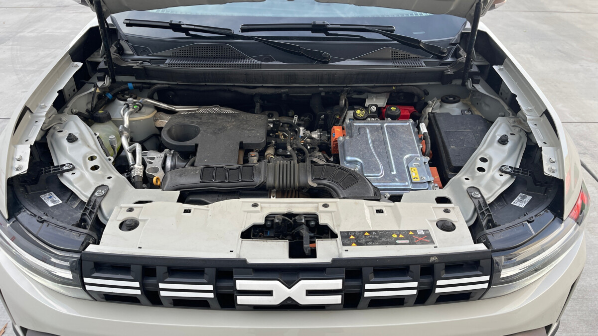 Dacia Duster Hybrid 140 Extreme (2024)