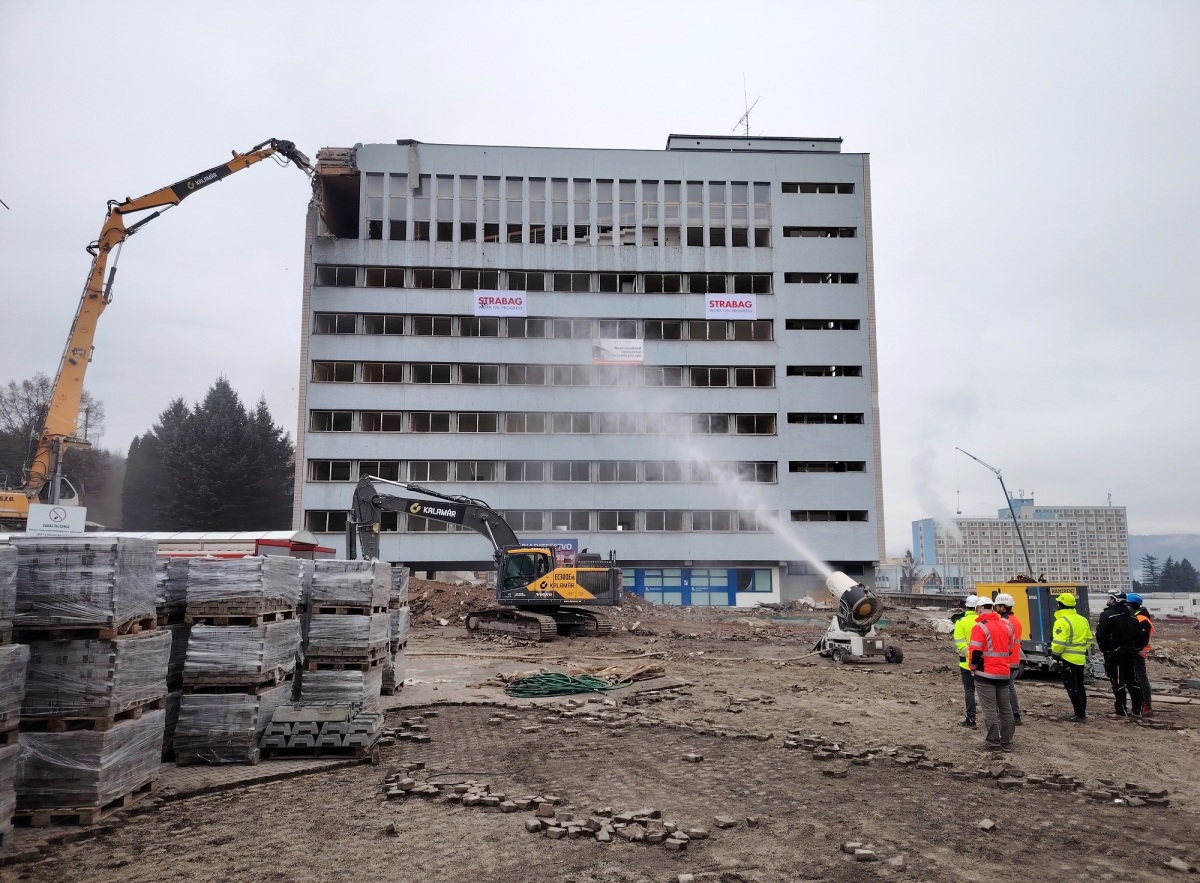 riaditeľstvo, nemocnica, Banská Bystrica