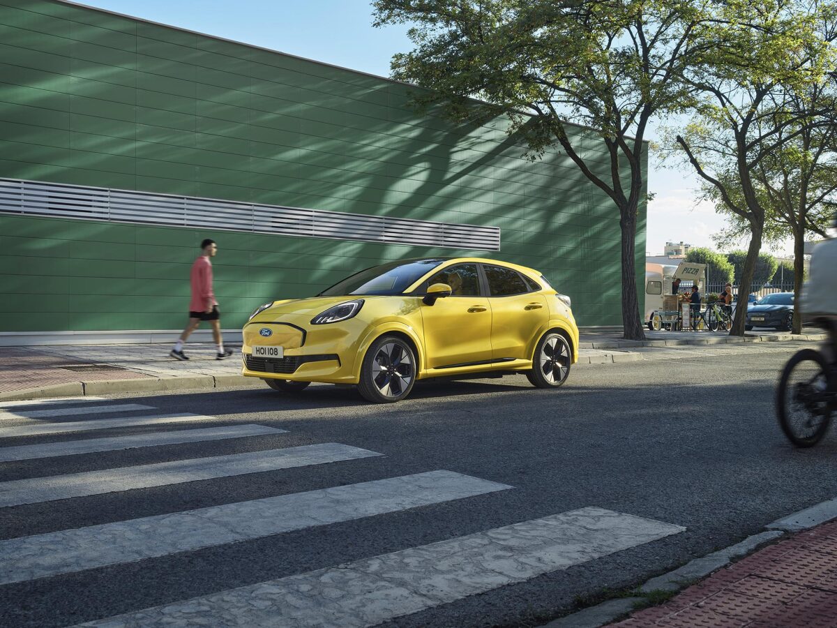 FORD 2024 PUMA GEN-E 01-LOW