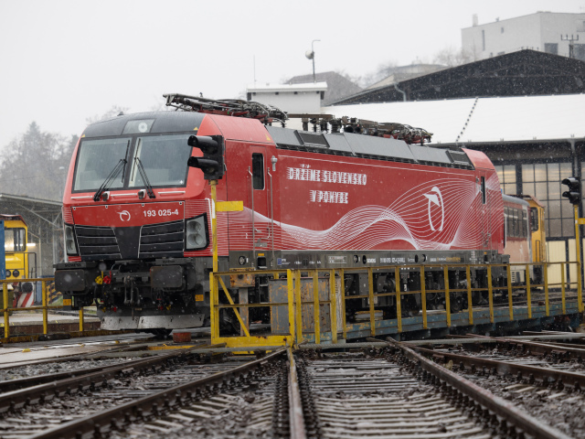 rušeň Siemens Vectron