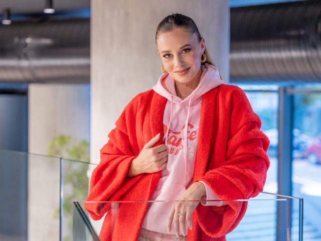 Speváčka Mária Čírová na návšteve redakcie Pravdy.