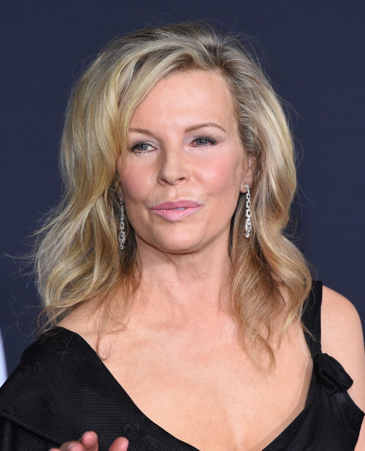 Herečka Kim Basinger sa objavila vo filme Päťdesiat odtieňov sivej.