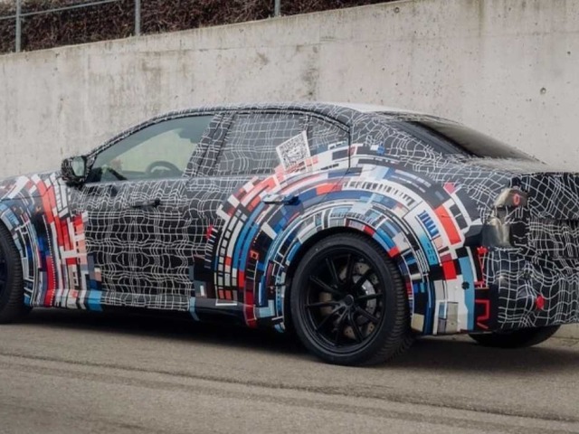BMW iM3 - prototyp 2024