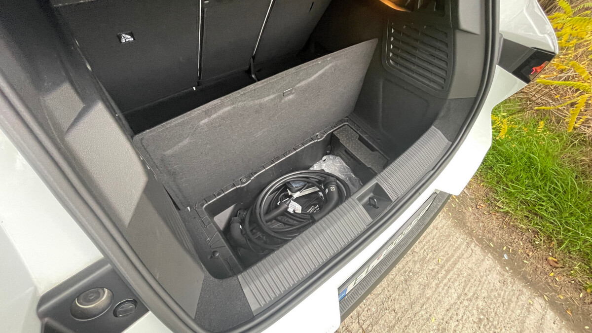 Renault Scenic E-Tech (2024)