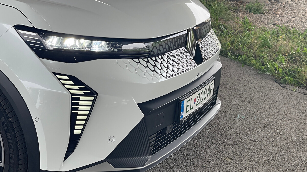 Renault Scenic E-Tech (2024)