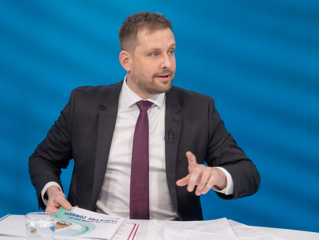 Kamil Šaško, minister zdravotníctva