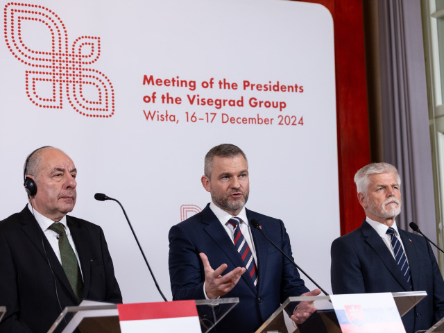 V4, pellegrini, Sulyok, pavel