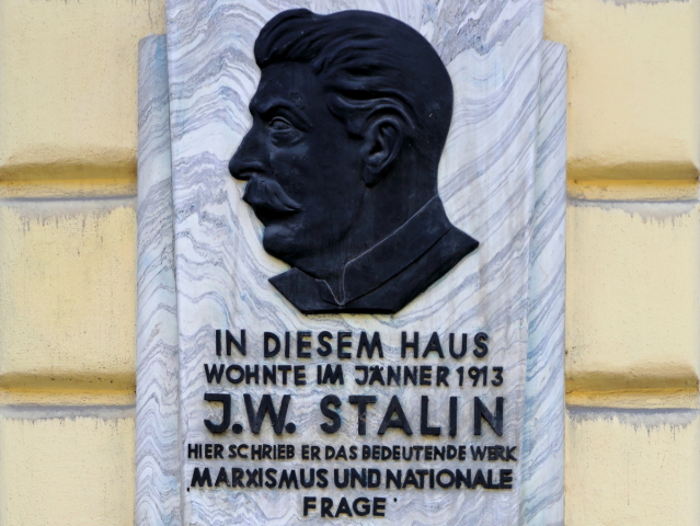 Stalin, Stalinova pamätná tabuľa
