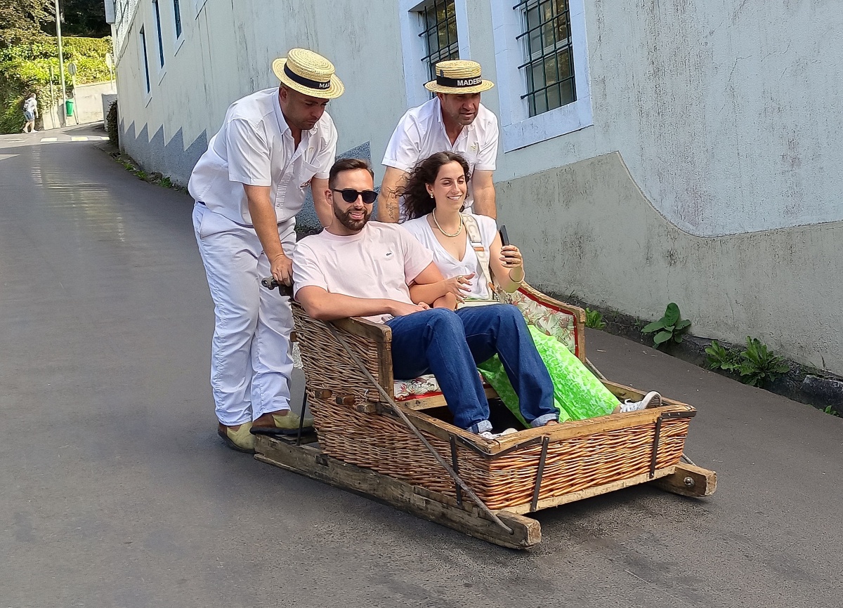 Madeirske sane  oblubena turisticka atrakcia, madeira