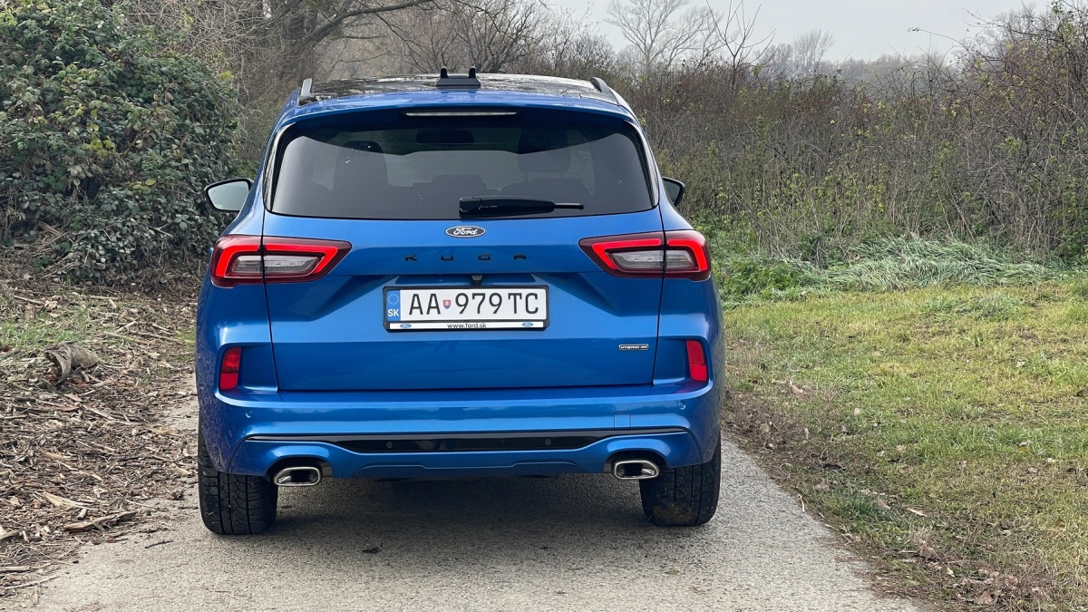 Ford Kuga 2.5 Duratec FHEV 183 k eCVT AWD (2024)