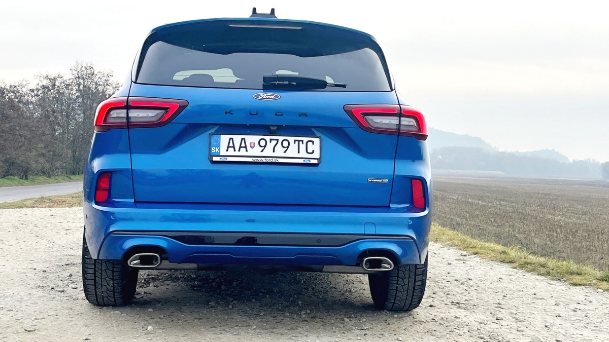 Ford Kuga 2.5 Duratec FHEV 183 k eCVT AWD (2024)