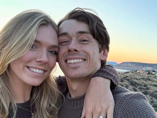 Alex de Minaur, Katie Boulterová