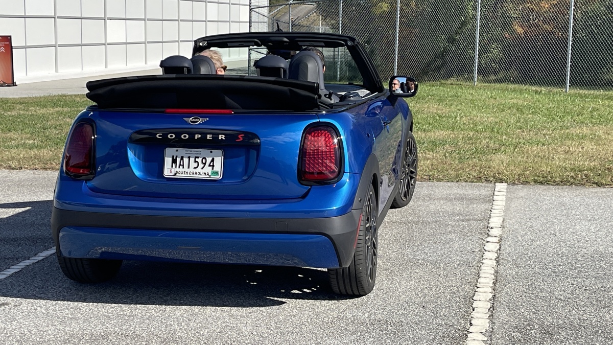 Mini Cooper Convertible (2025)