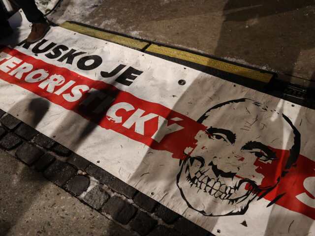 Protest pred Úradom vlády