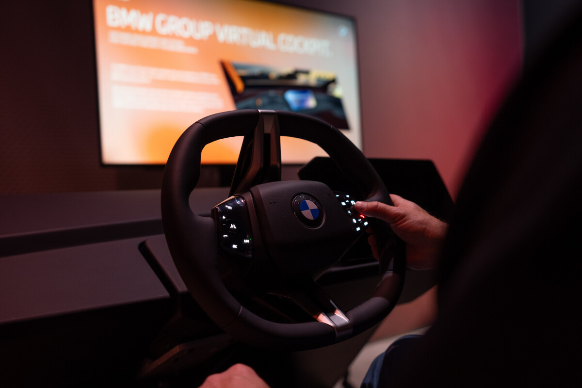 BMW Panoramic iDrive - svetová premiéra