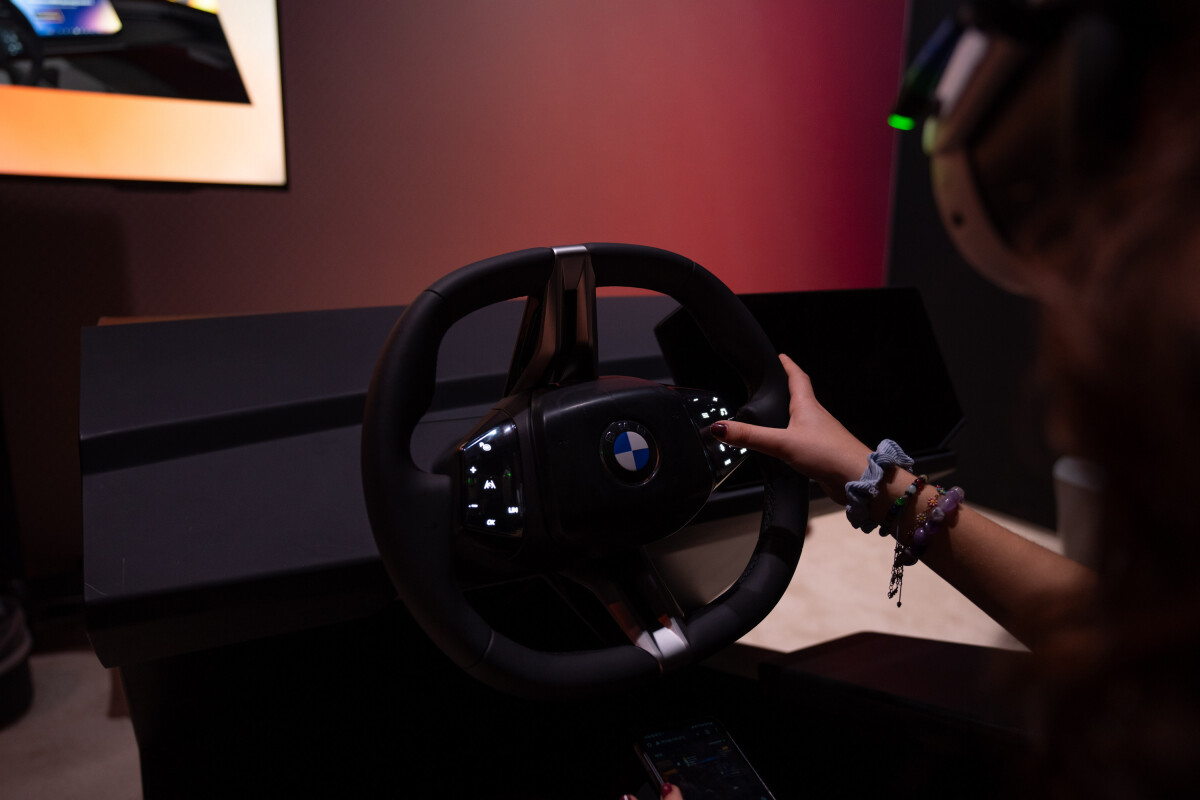 BMW Panoramic iDrive - svetová premiéra