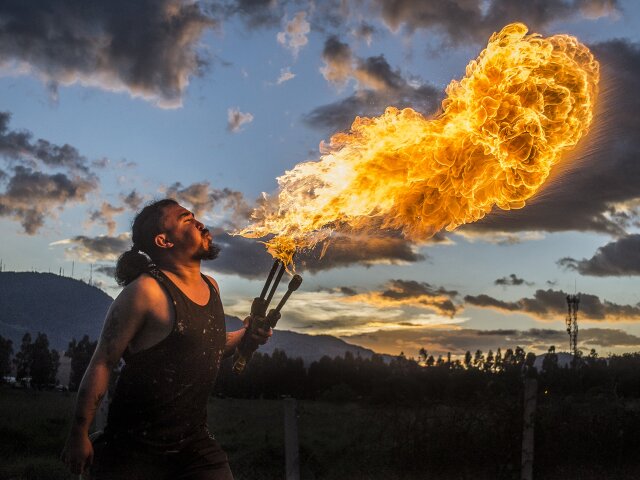 oheň, cirkus, zabávač, herec,