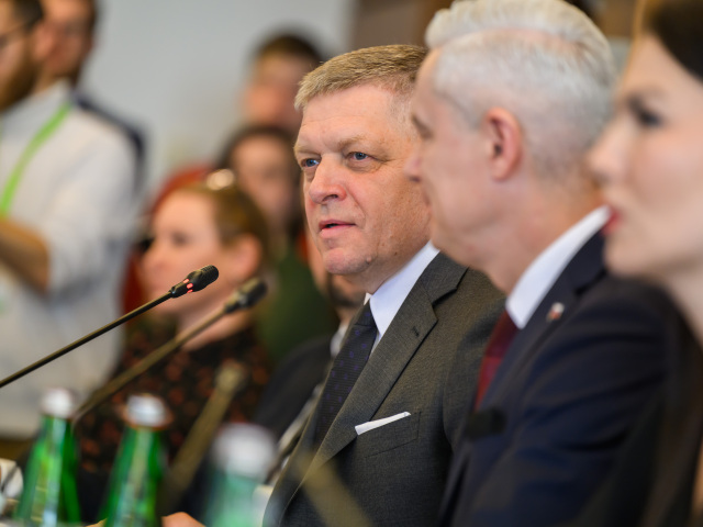 SR Bratislava Výbor NR SR pre Európske záležitosti BAX