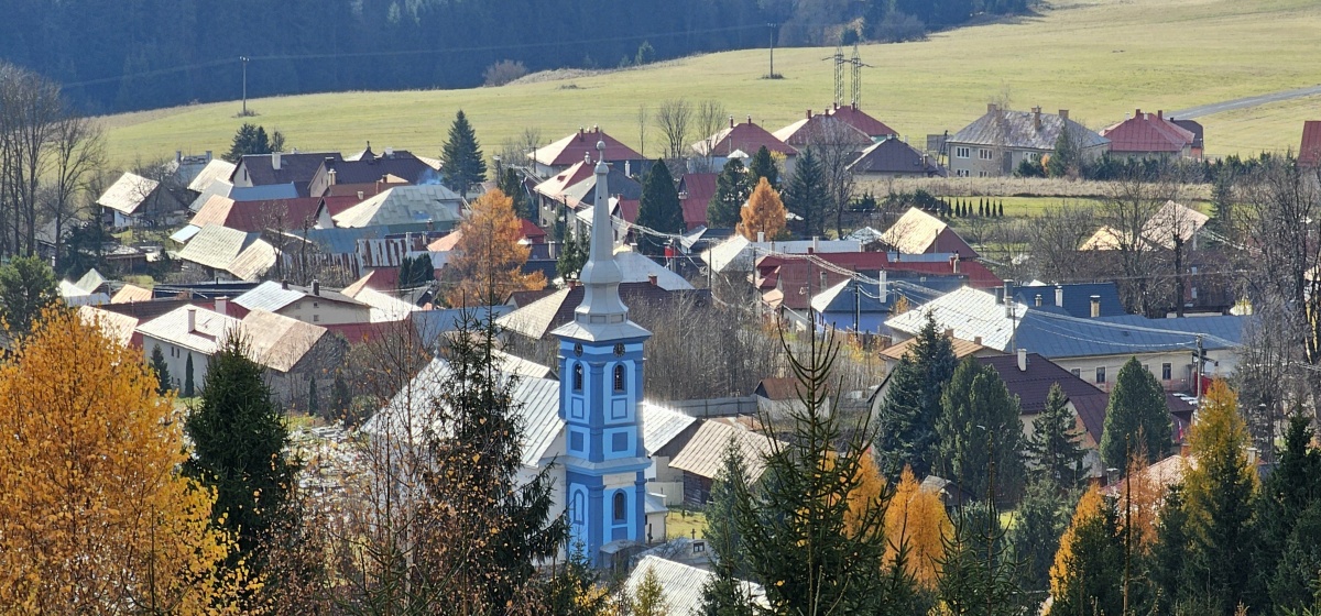 Sumiac s greckokatolickym kostolom