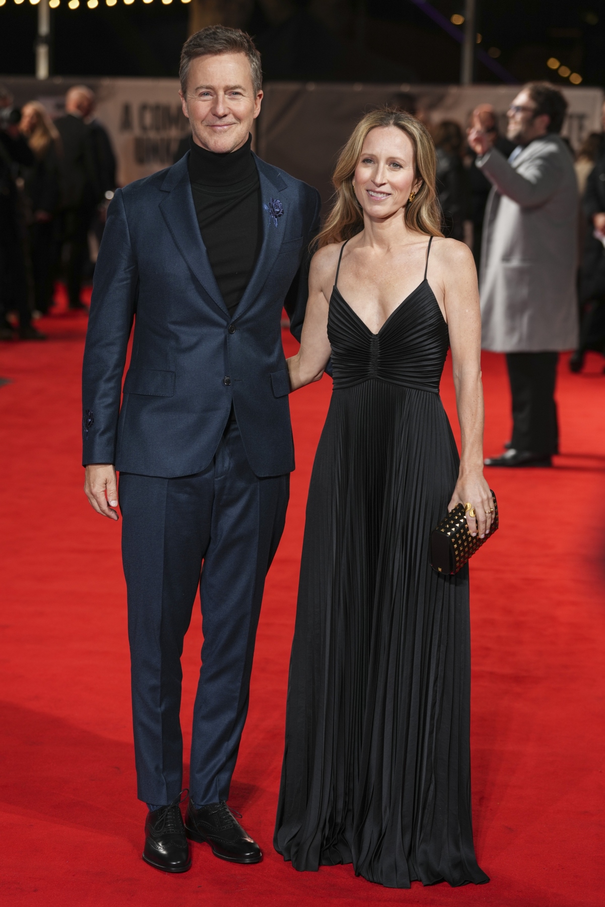 Herec Edward Norton a jeho manželka Shauna Robertson.