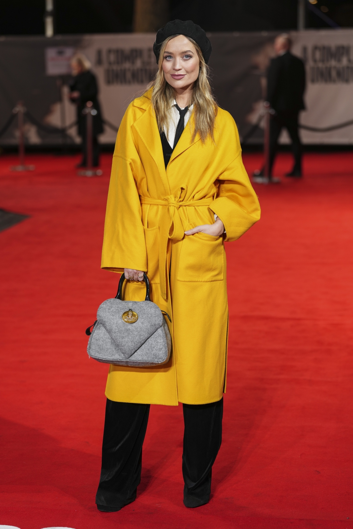 Moderátorka a herečka Laura Whitmore.