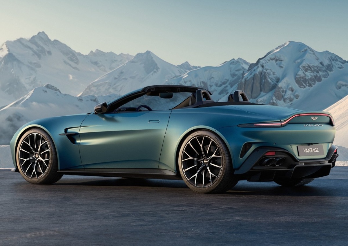 Aston Martin Vantage Roadster 2026 7