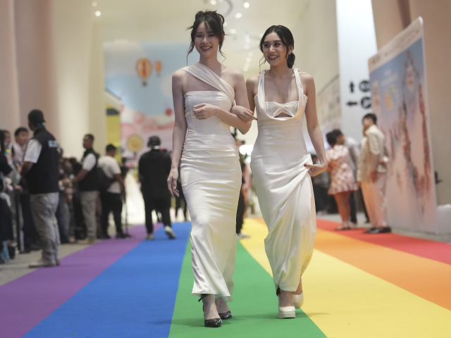 Thajsko LGBTI+ manželstvo svadba lesby