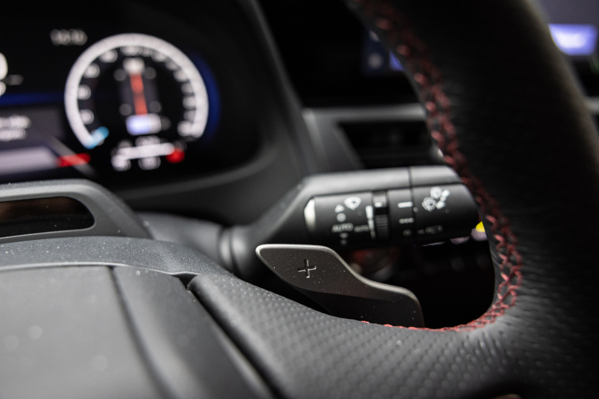 Lexus UX - test 2025