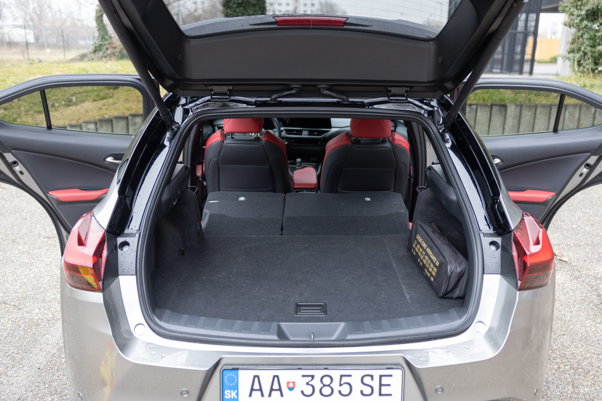 Lexus UX - test 2025
