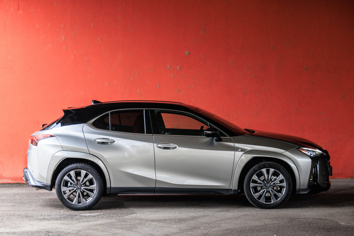 Lexus UX - test 2025