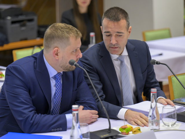 SR Červený Kláštor vláda schôdza rokovanie výjazdové POX