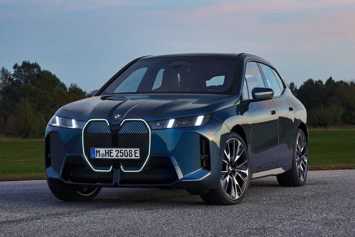 BMW iX - 2025