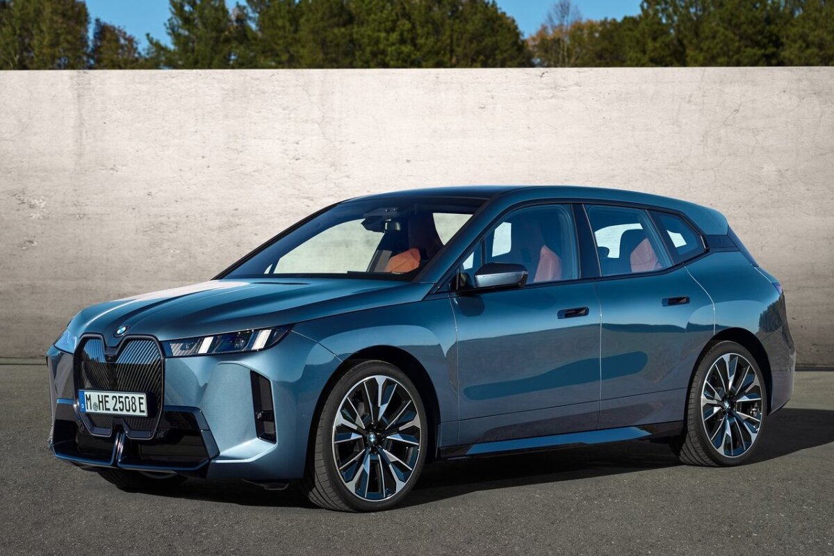 BMW iX - 2025