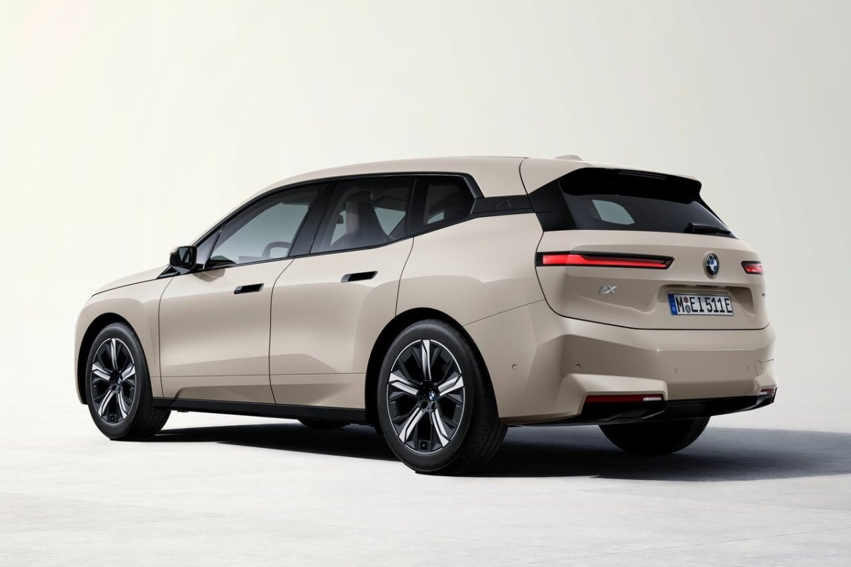 BMW iX - 2025