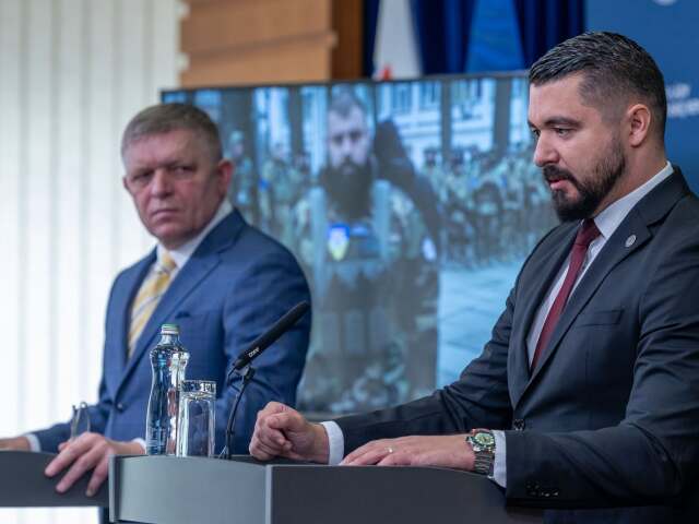 Pavol Gašpar / Robert Fico /