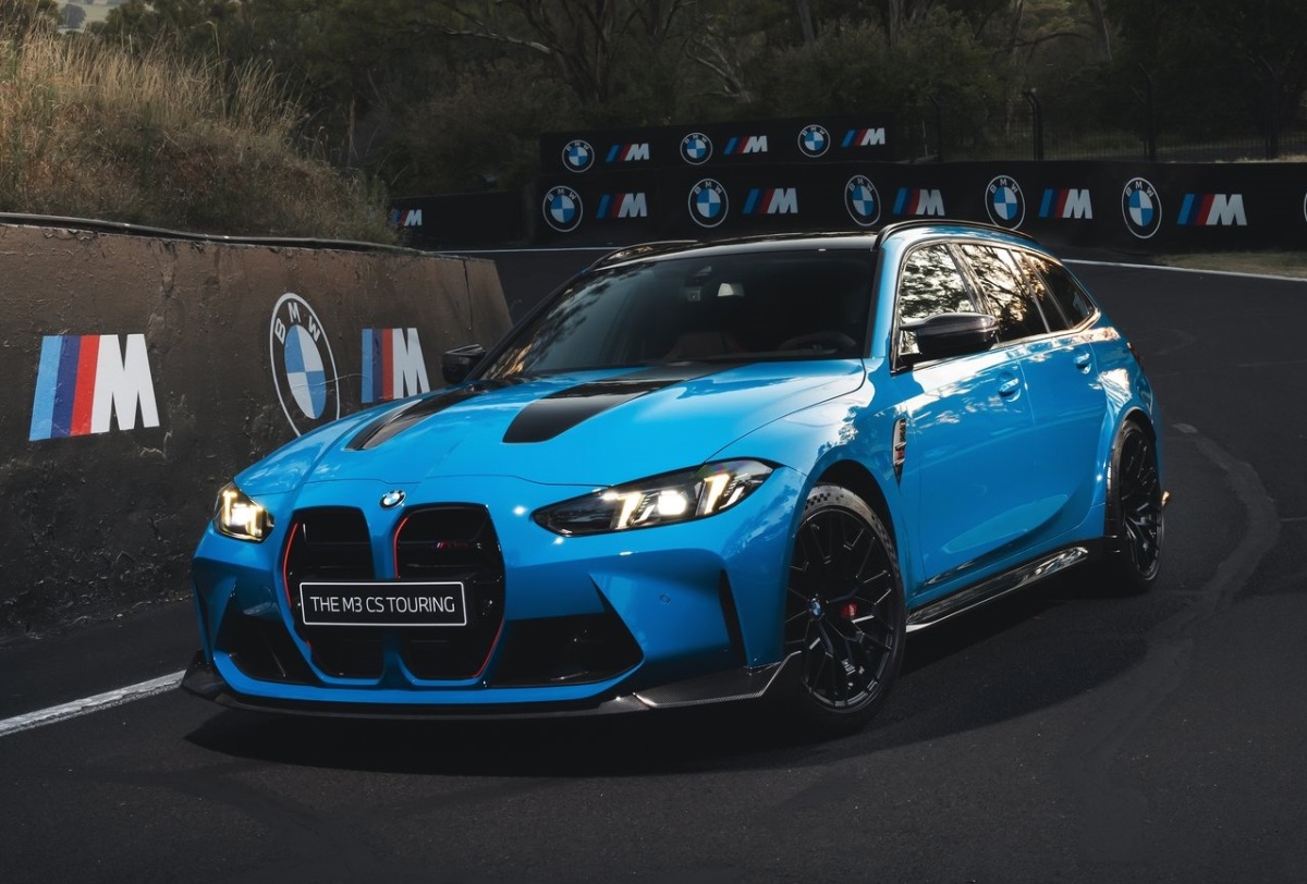 BMW M3 CS Touring 1