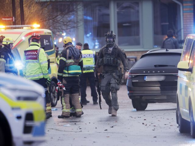 Švédsko Örebro streľba škola zranení obete