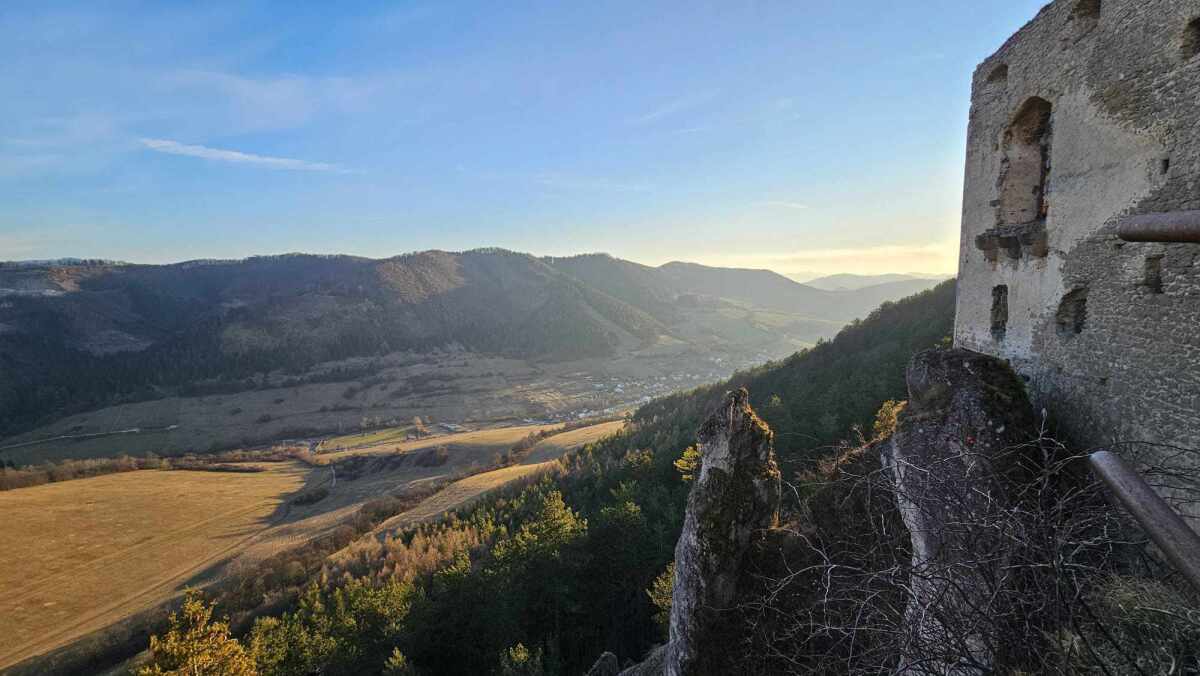 hrad, Lietava, mReportér