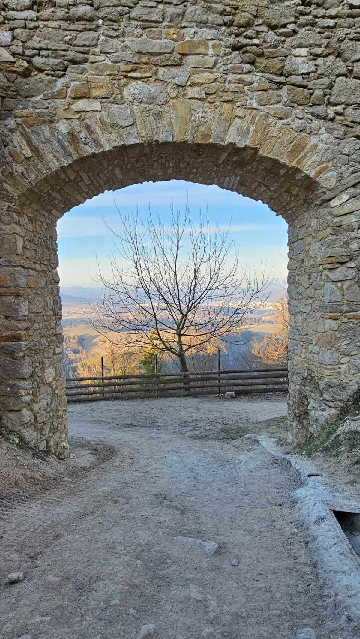 hrad, Lietava, mReportér