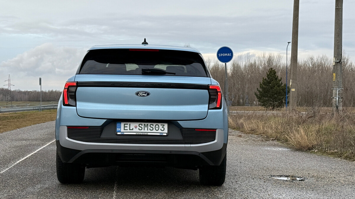 Ford Explorer Premium Max 79 (2025)