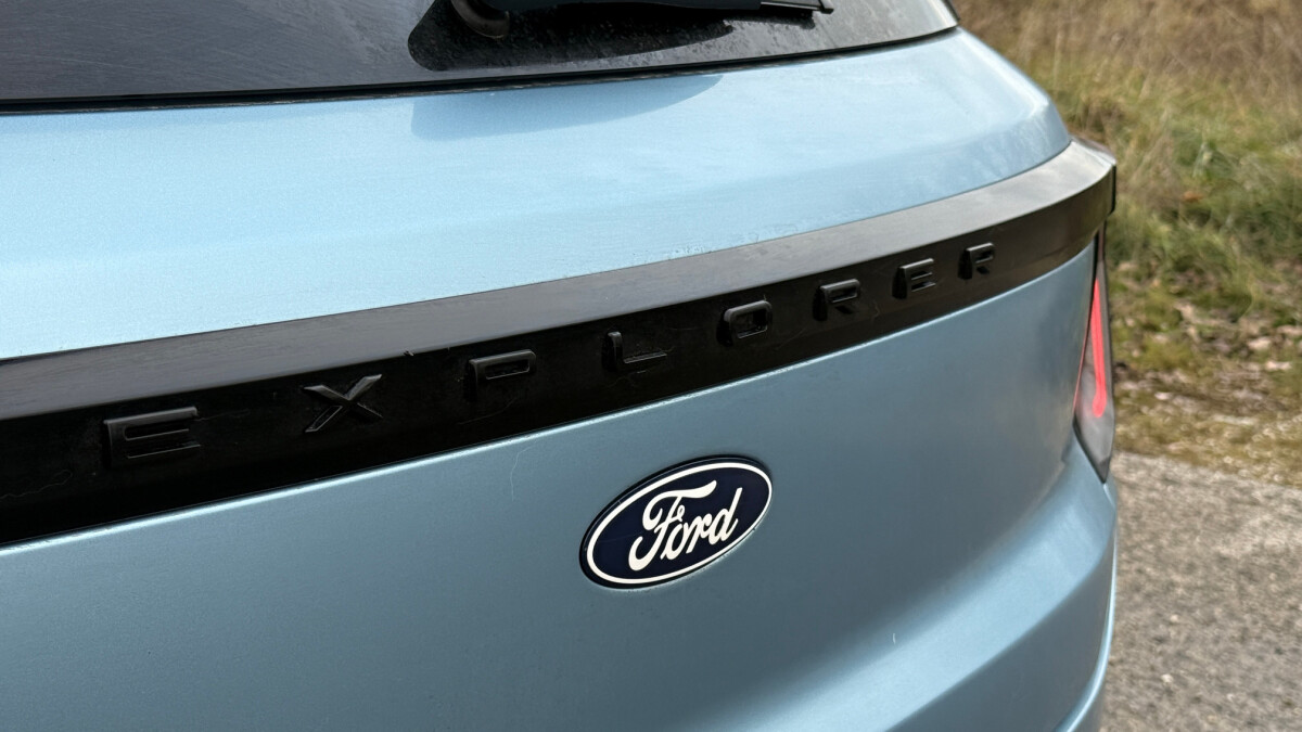 Ford Explorer Premium Max 79 (2025)