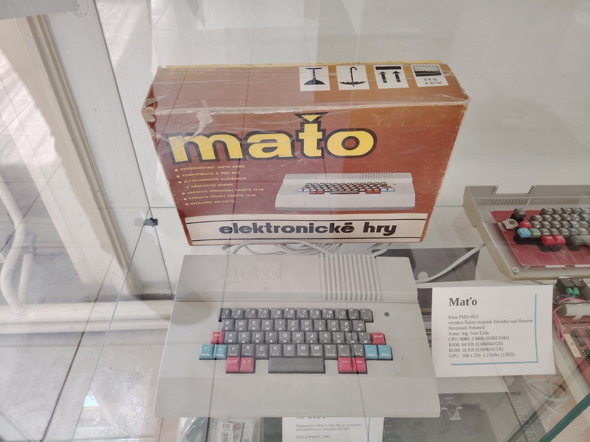 Maťo, počítač, retro